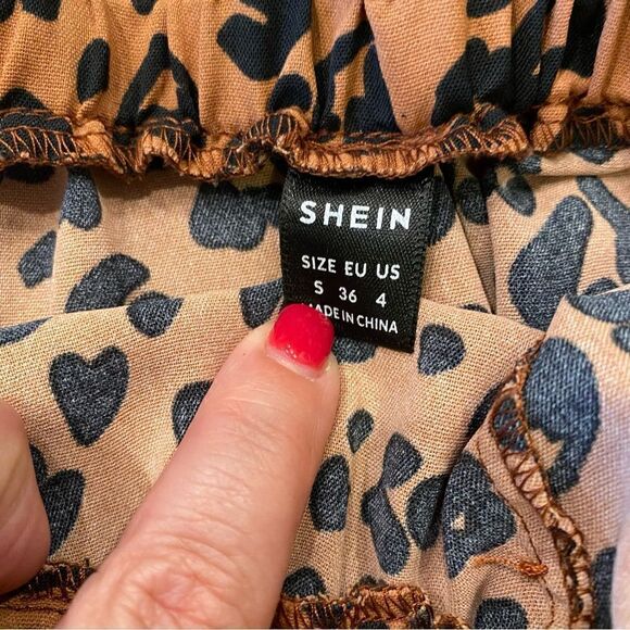 SHEIN Leopard Shorts Size Small - Picture 4 of 5